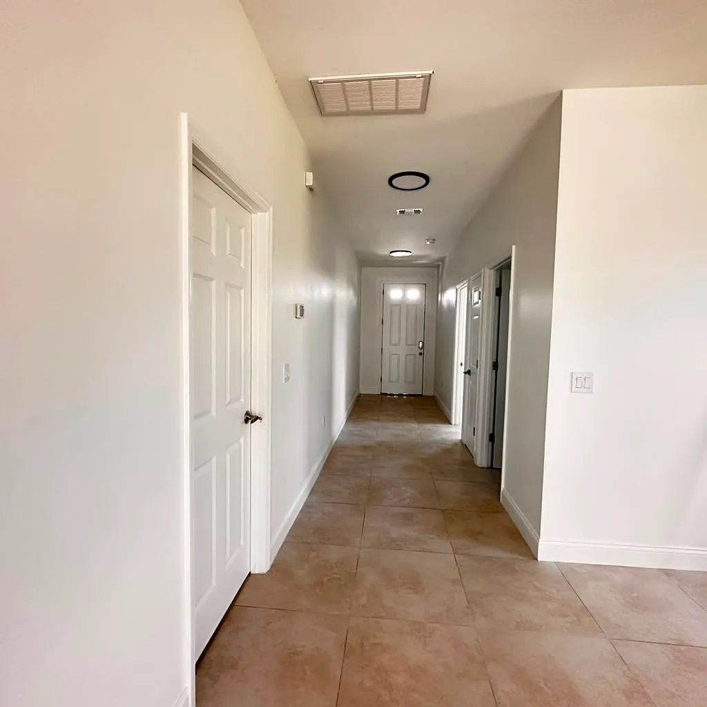 3 bed, 2107 sqft, $2,800 — Photo 3