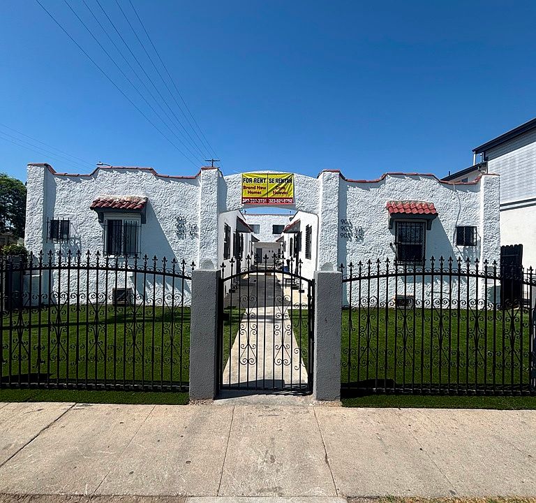 1st image of 903 E 80th St #3/4