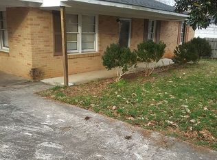 115 Camden Dr, Piedmont, SC 29673