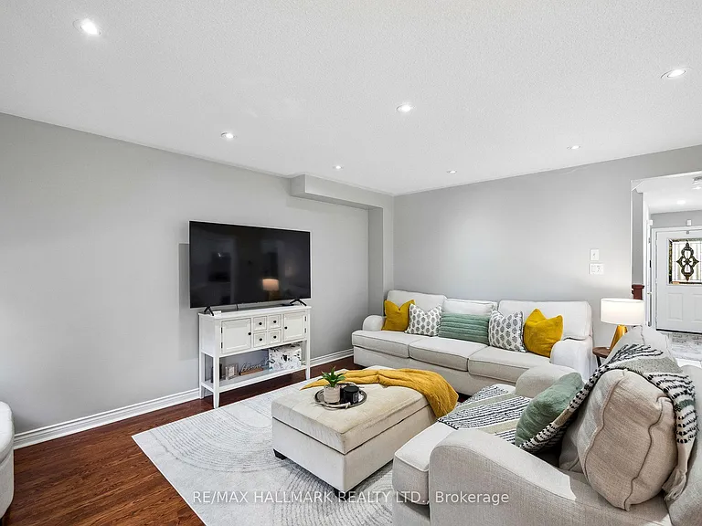 43 Nobbs Dr — Photo 14