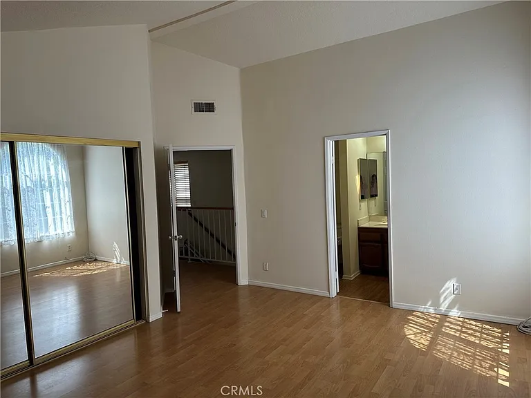 3823 Foster Ave — Photo 7