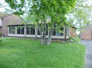 240 Schultz Rd, Buffalo, NY 14224