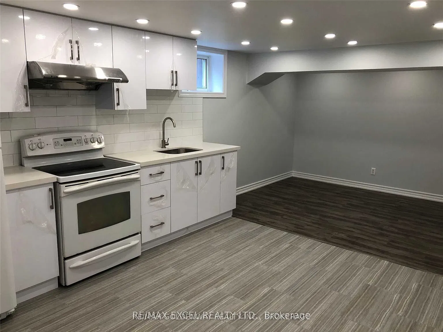 2 bed, $1,975 — Photo 3