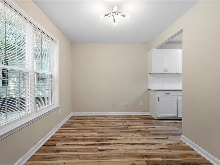 1611 Poole Rd — Photo 28
