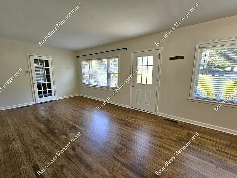 East Lake — Photo 2