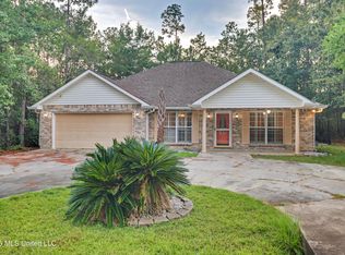 42162 Noma Dr, Diamondhead, MS 39525