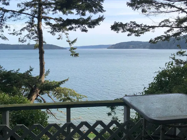 6766 Salmon Beach Rd, Anacortes, WA 98221