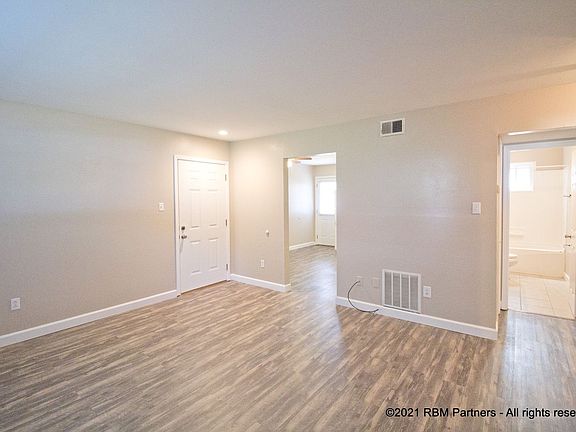 3rd image of 1500-1514 Schiller Ave #1500-B
