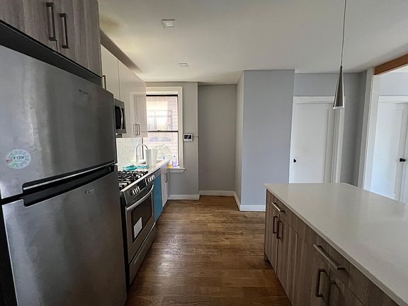 2nd image of 84 Romaine Ave #5C