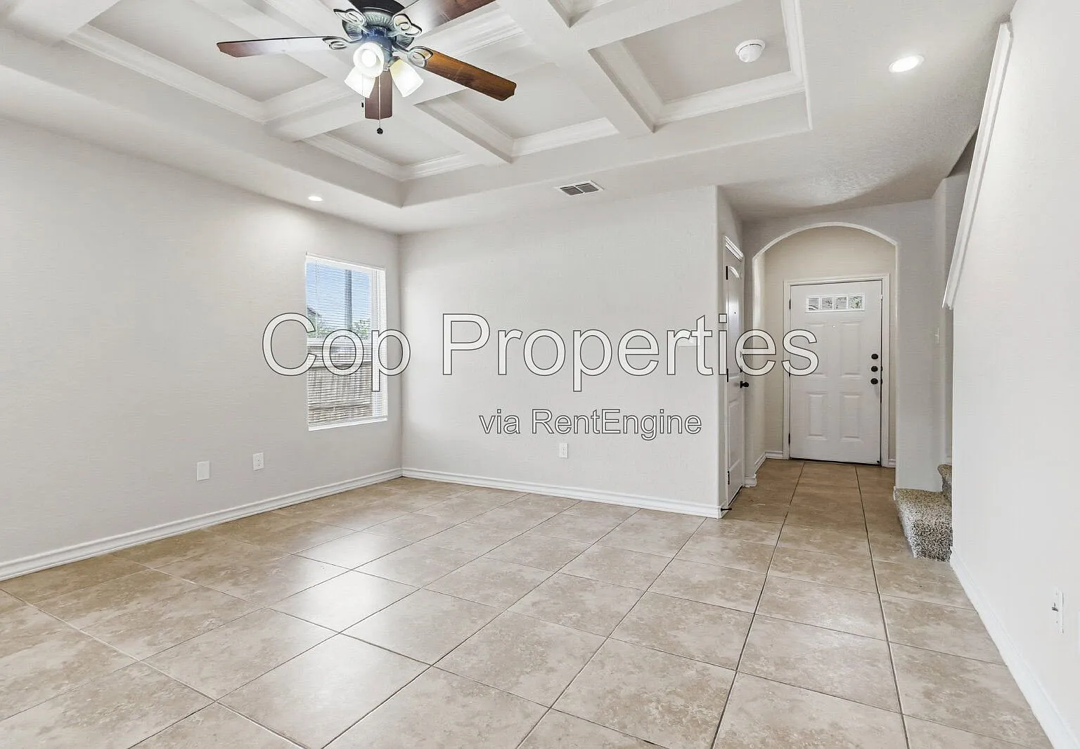 3 bed, 2.5 bath, 1219 sqft, $1,395 — Photo 4