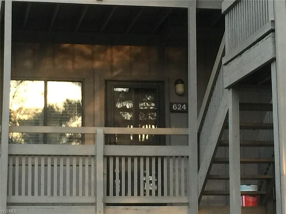 1st image of 624 Meredith Ln