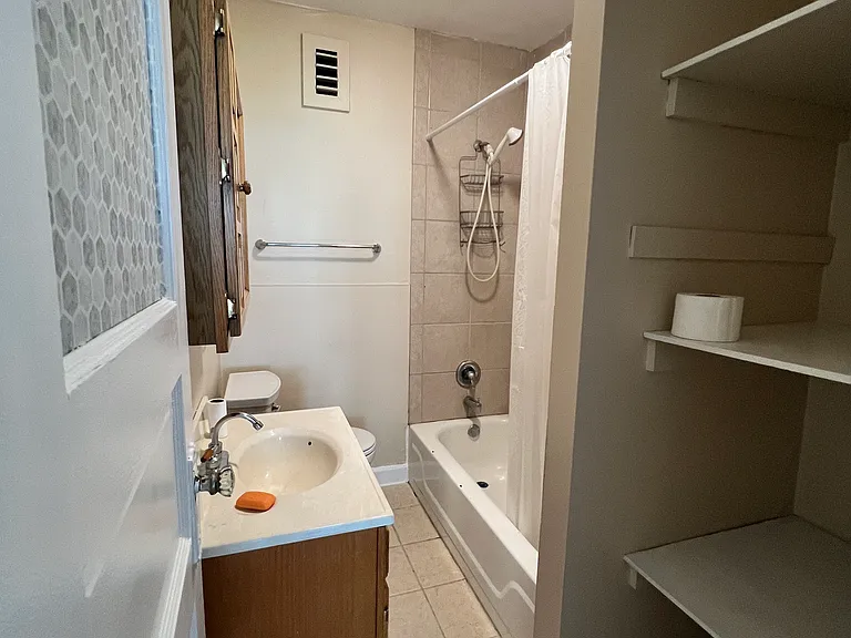 1317 Broadway Ave #3 — Photo 10