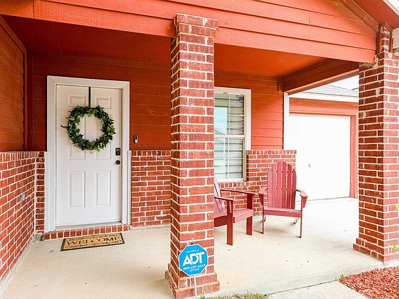 4th image of 2012 Denmark Ln