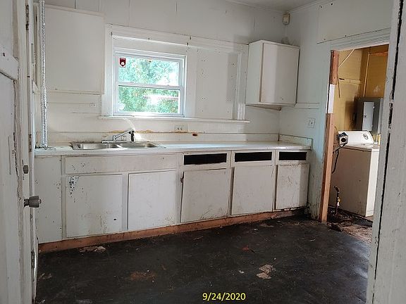 2nd image of 1509 Palmwood Ave