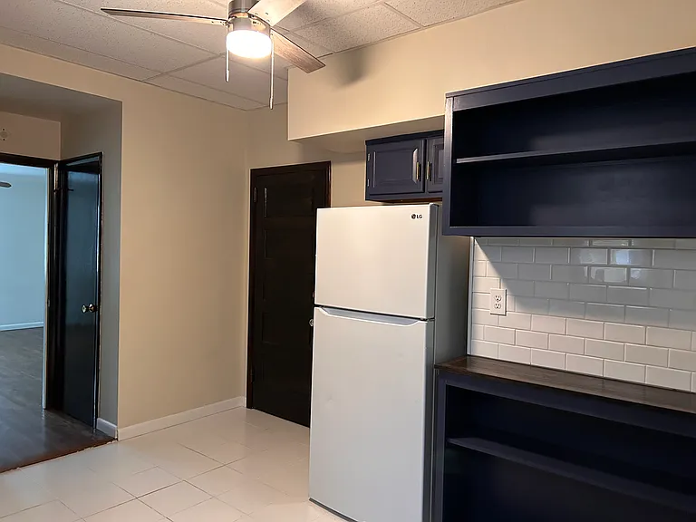 2309 Morton Ave #1 — Photo 5