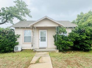 325 E 47th St, San Angelo, TX 76903