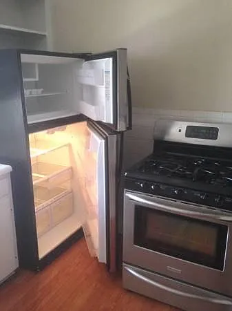 2 bed, 1040 sqft, $1,100 — Photo 2