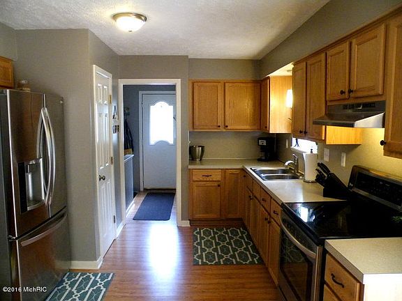 2nd image of 4245 Buttrick Ave