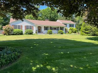 139 Northwind Dr, Stamford, CT 06903