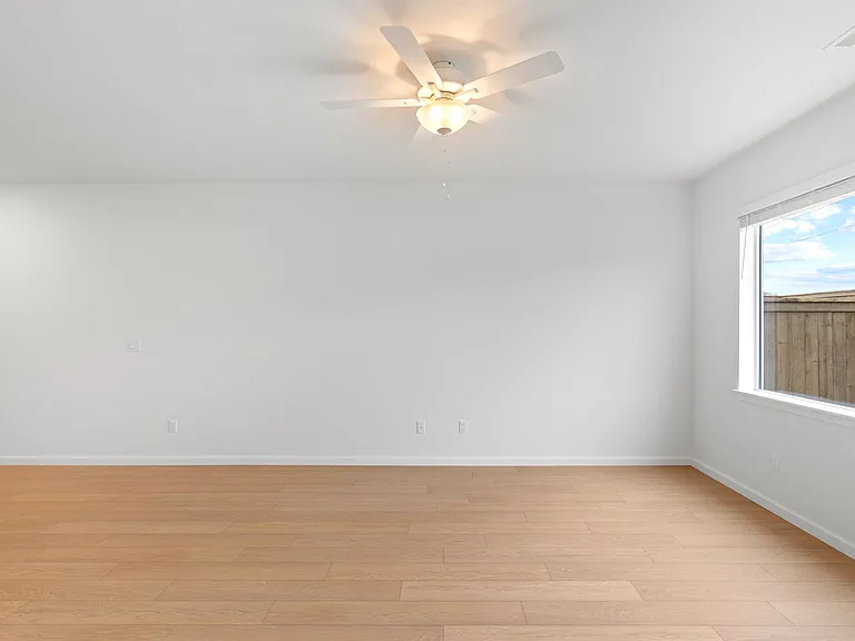 1500 NE 185th Ave — Photo 12