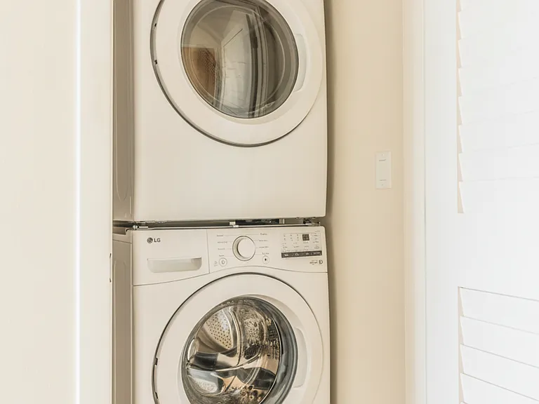 Brand New Apartments in the Central Neighborhood! — Photo 15