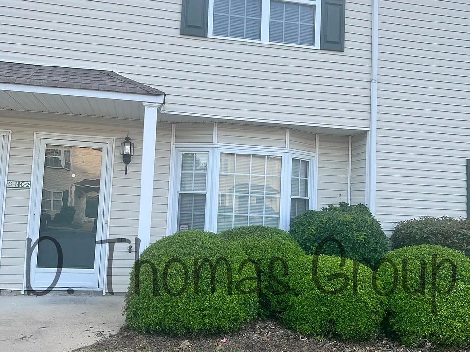 2325 Vineyard Dr #C2