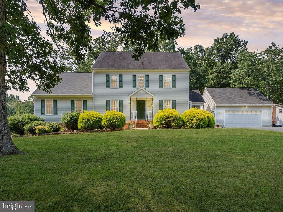 1st image of 4400 Hilltop Ct