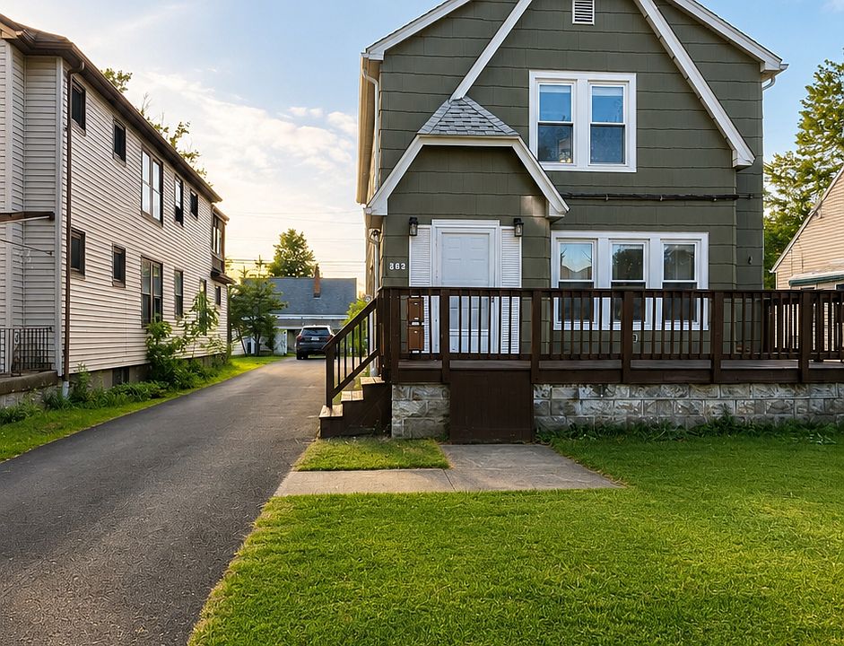 Building/Driveway