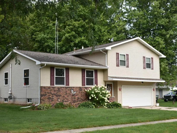 313 Adams Street, Rosendale, WI 54974