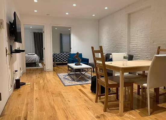 Rented by (Legacy) Elegran | media 13