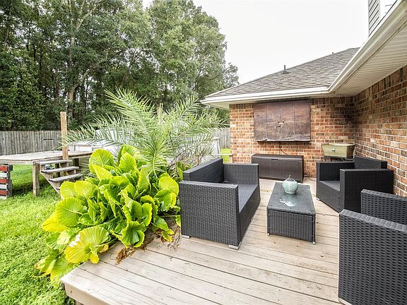4th image of 5287 English Oak Dr