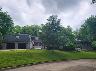 5922 Newburgh Rd, Evansville, IN 47715