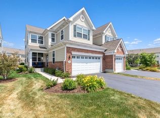 1212 Falcon Ridge Dr, Elgin, IL 60124