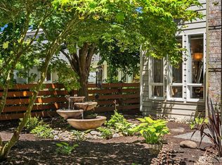 647 Edmonds Way, Edmonds, WA 98020