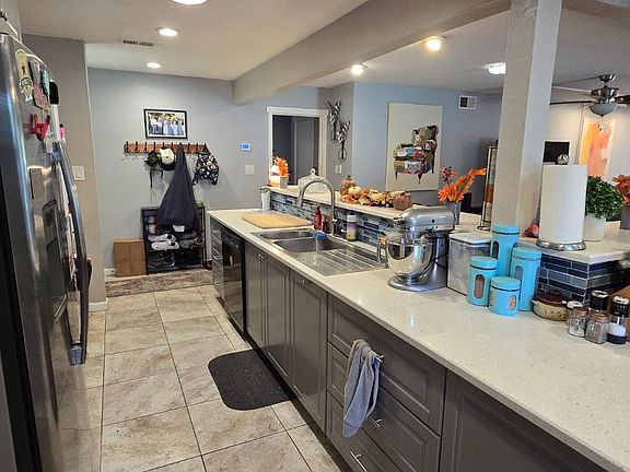 4th image of 2212 Alegre Ct