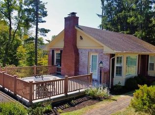 2098 Oglebay Dr, Wheeling, WV 26003