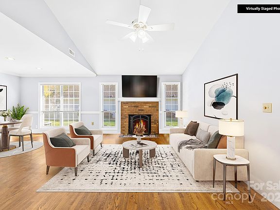 3rd image of 338 Mulberry Village Ln
