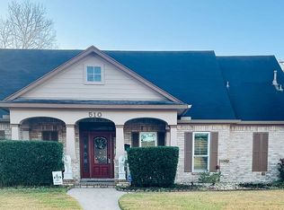 510 Seaway Dr, Seabrook, TX 77586