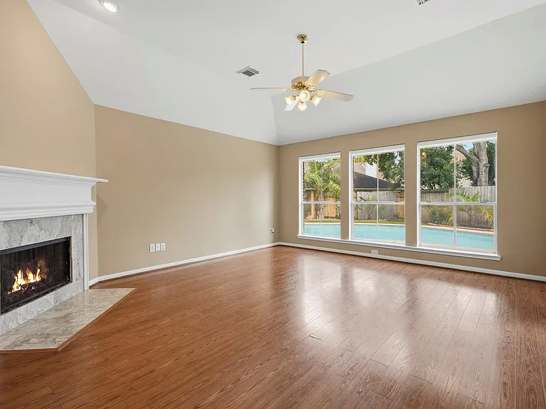 1638 Almond Brook Ln — Photo 8