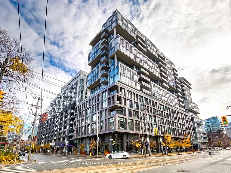 111 Bathurst St #1413 — Photo 21