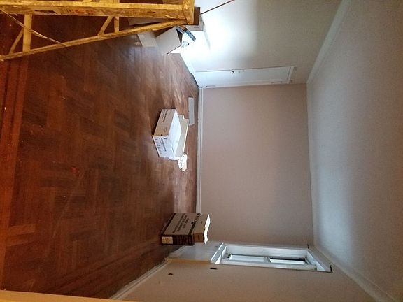3rd image of 4115 45th St APT 3H
