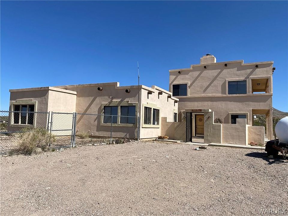 1st image of 8053 W Paseo Robles