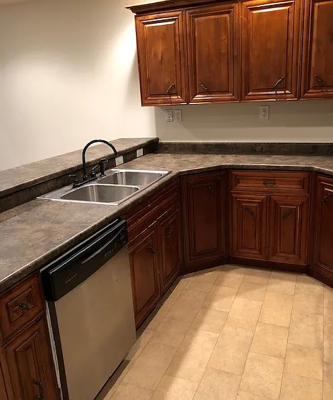 1000 Lakewood Dr #1 — Photo 3