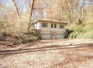 327 Janes Chapel Rd, Oxford, NJ 07863