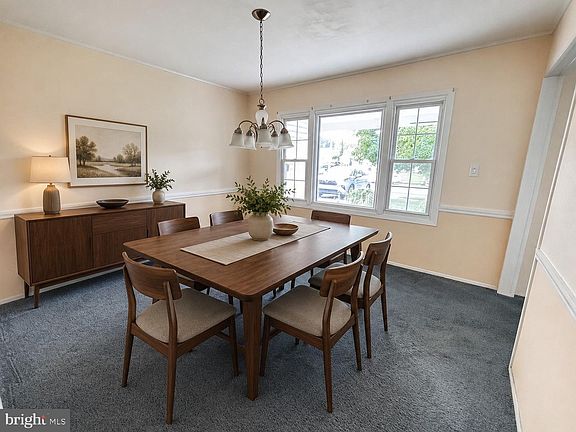 4th image of 156 Pennypacker Dr