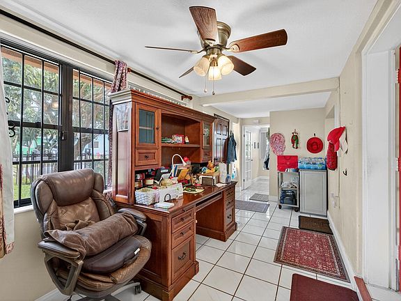 5th image of 2650 SW 13th Avenue