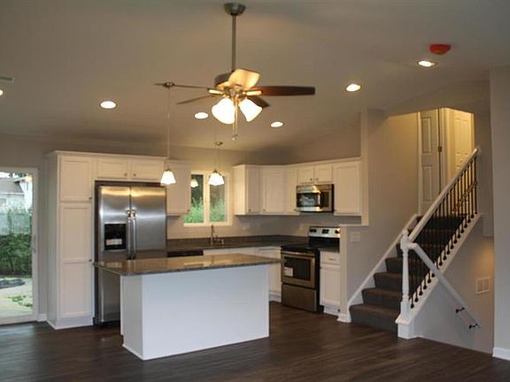 4th image of 2055 Cannington Ct