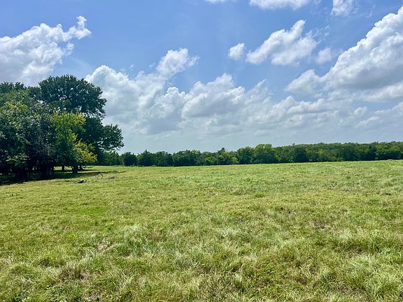 3rd image of 8419 State Highway 48