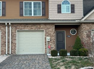 1724 Chloe Cir, Greencastle, PA 17225