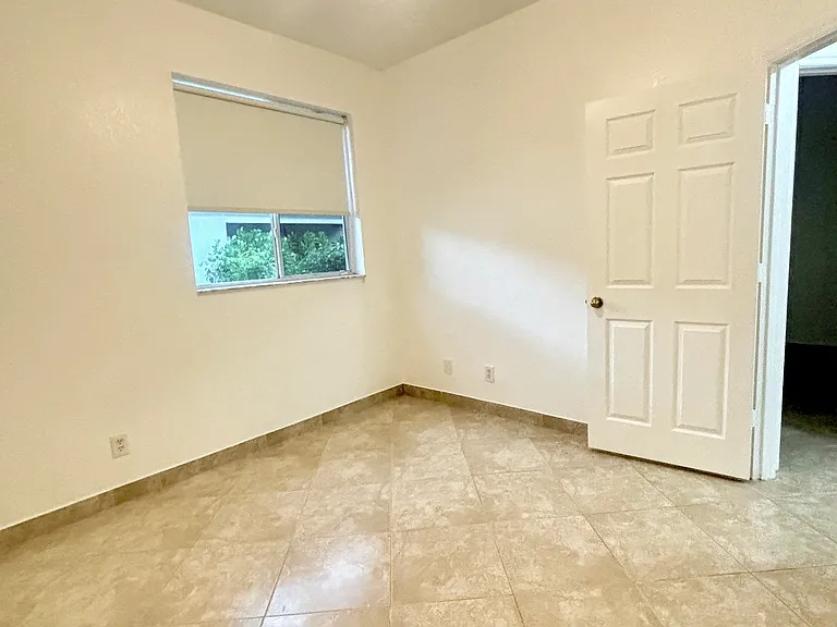 13428 SW 23rd St — Photo 18